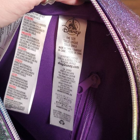 Disney‎ Store Raya and The Last Dragon Iridescent/Holographic Backpack - Picture 8 of 9